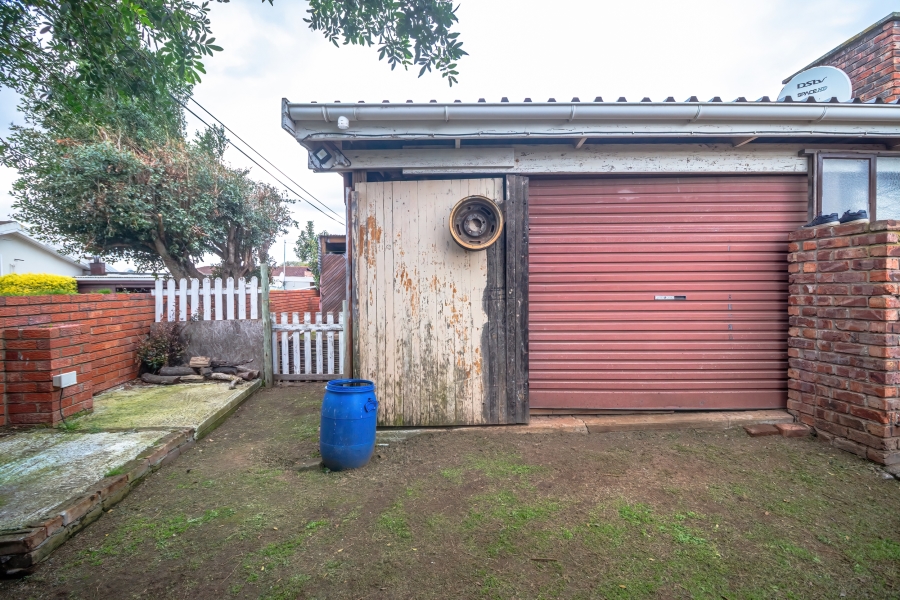 4 Bedroom Property for Sale in Bramhope Eastern Cape